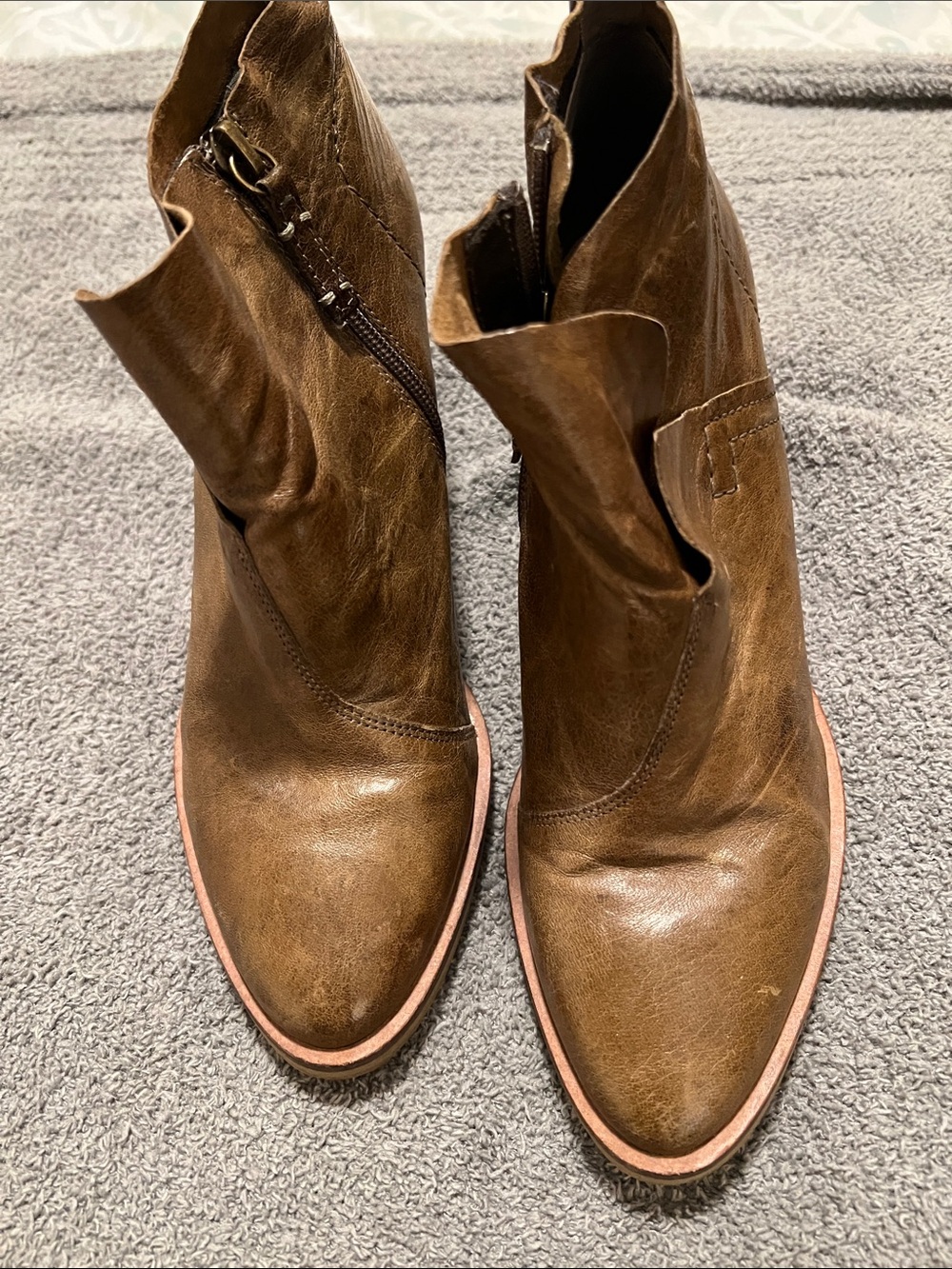 Women’s Brown Leather Ankle Booties with Stacked Heel - Picture 7 of 7